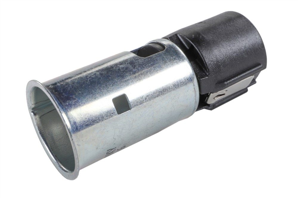 GM Genuine Parts Center Console 12 Volt Accessory Power Outlet Socket 84186652 — image 2